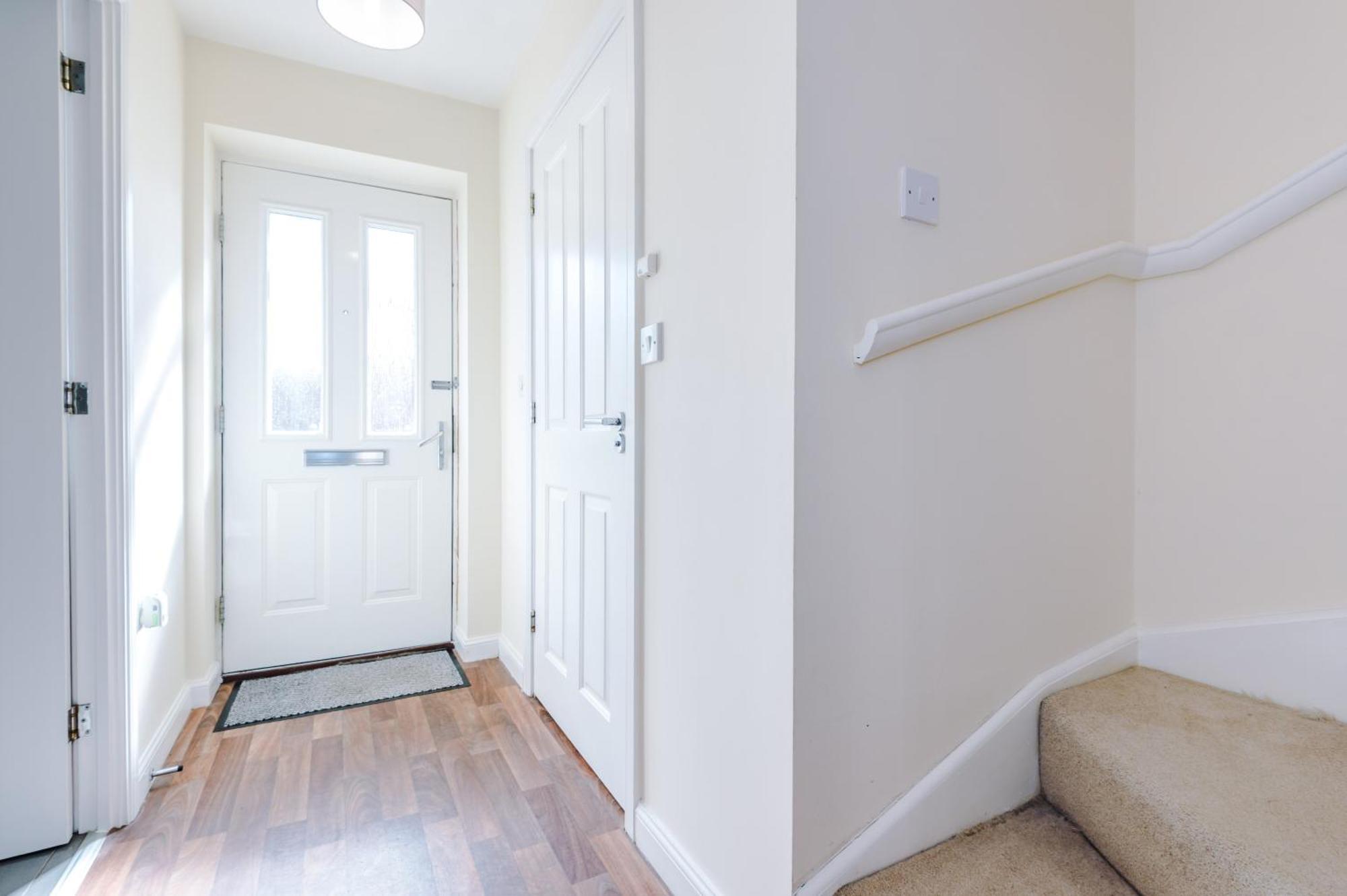 Modern Semi Detached In A Quiet Location, Driveway Parking Villa Ewloe Exterior photo
